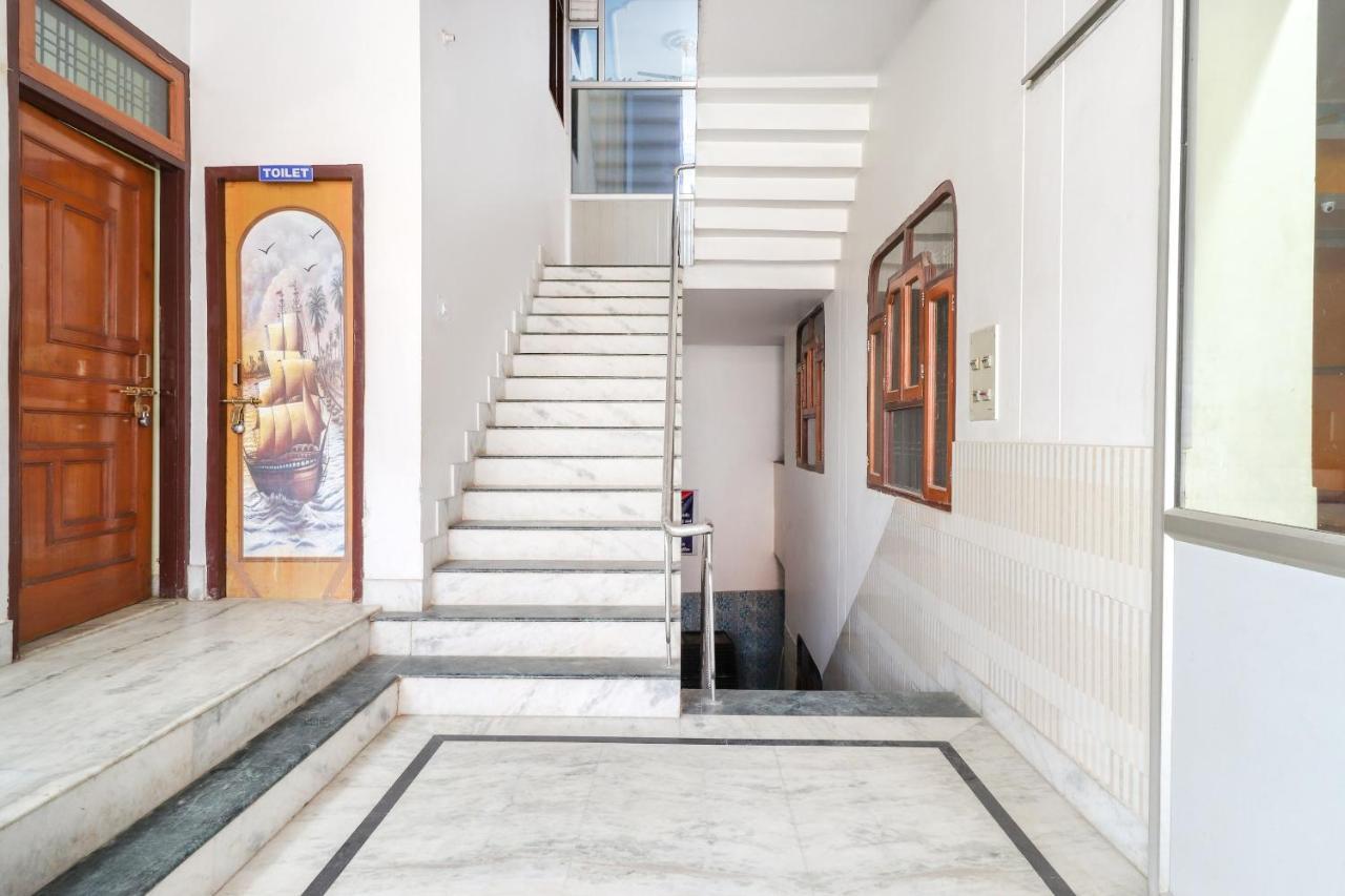 Готель Spot On 70311 Rangoli Palace Лакхнау Екстер'єр фото